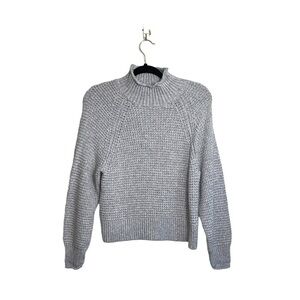 American Eagle Light Gray Mock Neck Knit Pullover Crop Sweater Medium Women’s